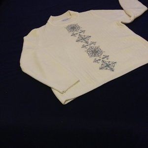 Soft Cozy beautiful winter sweater.